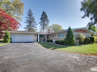 817 S 24th St, Quincy, IL 62301