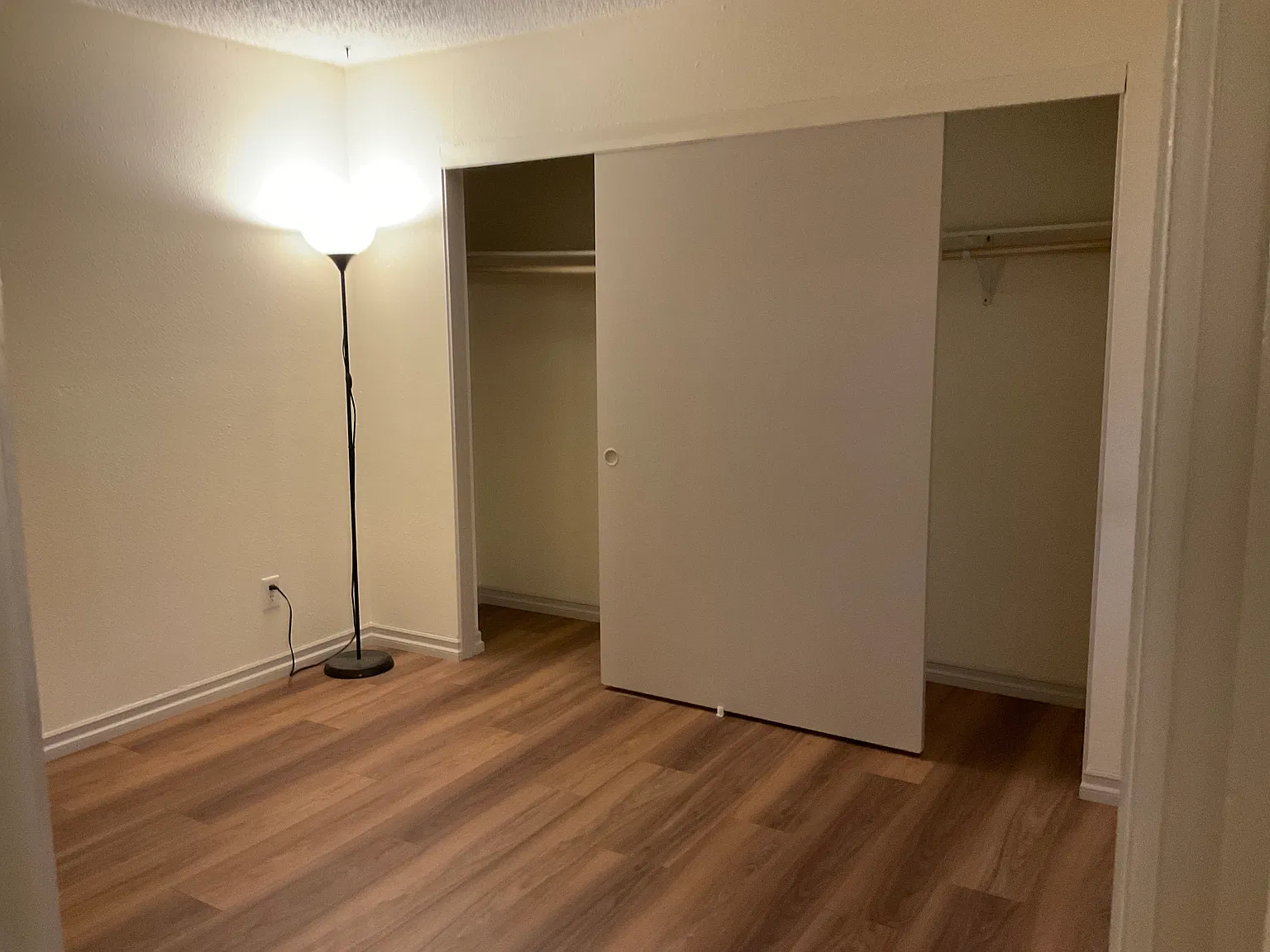 1 bed, 800 sqft, $1,875 — Photo 4