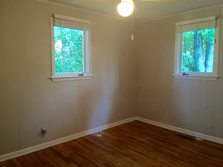 1600 Piper Pl — Photo 8