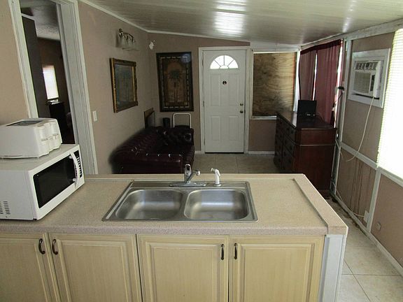 5th image of 42 W Oak St Lot A10