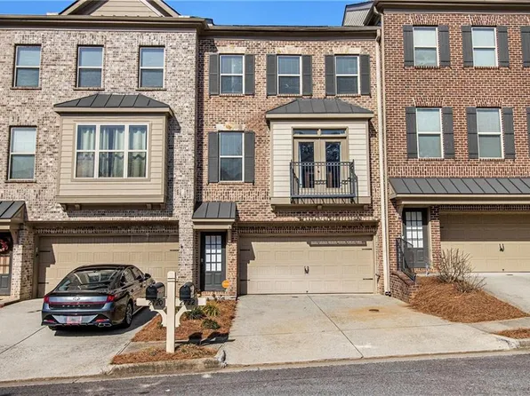 2722 Hallwood Ln, Suwanee, GA 30024