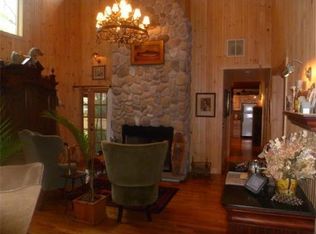 124 Newfield Rd, Springfield, MA 01119