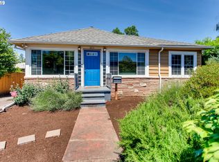 8819 SE Reedway St, Portland, OR 97266