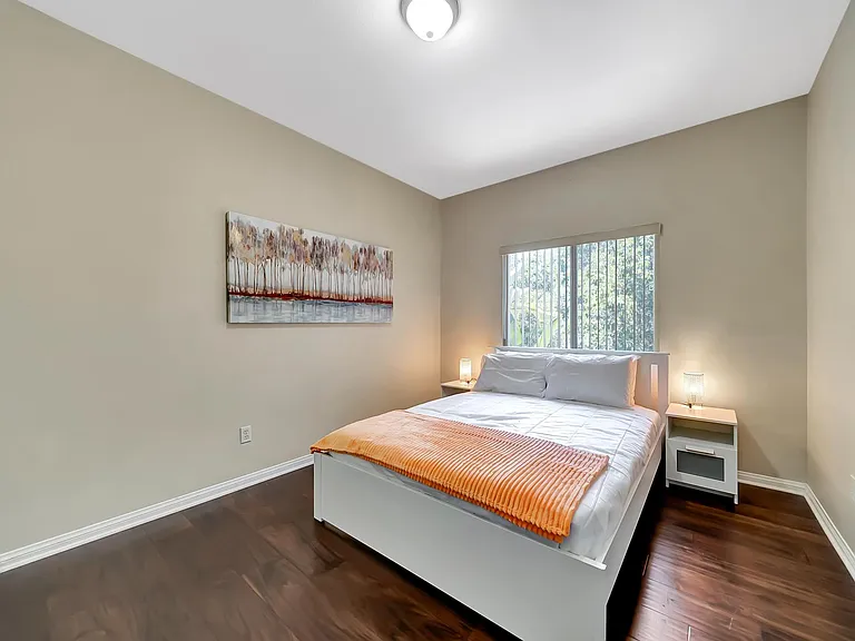 19316 Lavi Ct — Photo 82