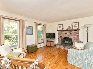 25 Harvard Rd, Shoreham, NY 11786