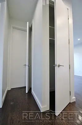 Rented by Real Street Inc | media 6