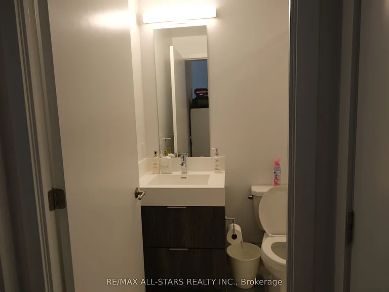 130 River St #1007 — Photo 15
