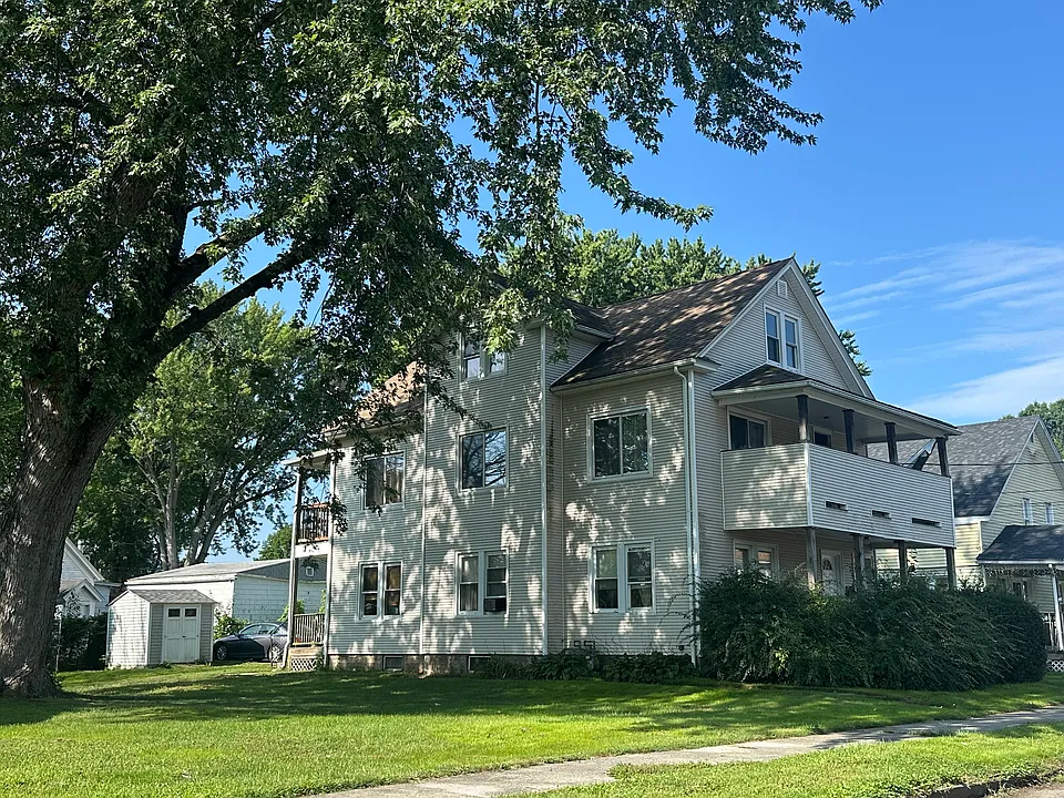 23 Beverly St
