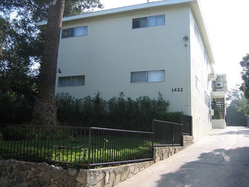 1st image of 1422 El Sereno Ave APT 6