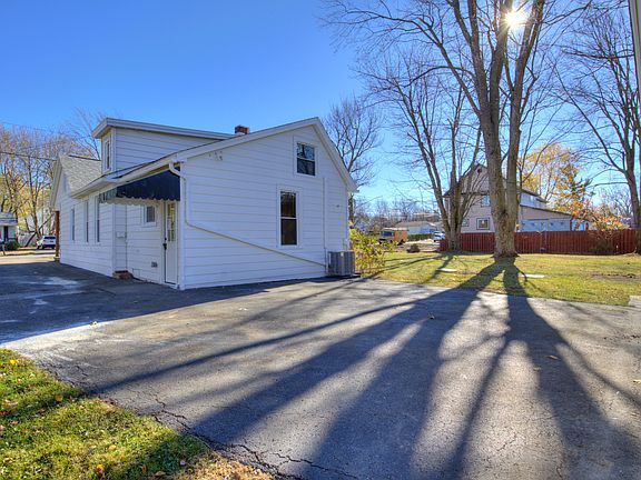 4th image of 5294 Wood Ave