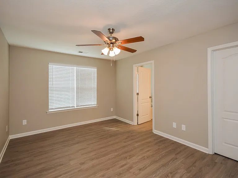 150 Creek Way — Photo 11