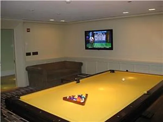 Rented by New York Residence | media 46