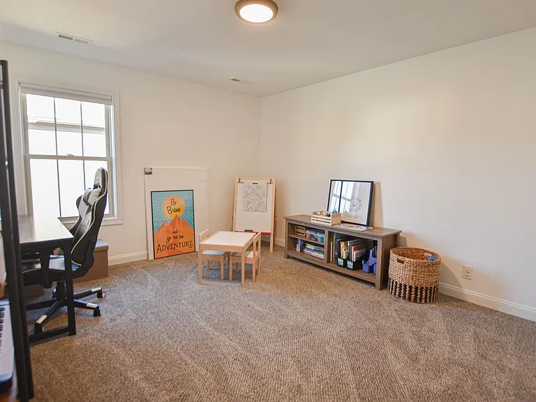 195 Sambar Dr — Photo 13