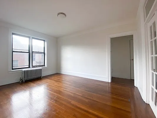 Rented by Reliance USA Inc | media 6