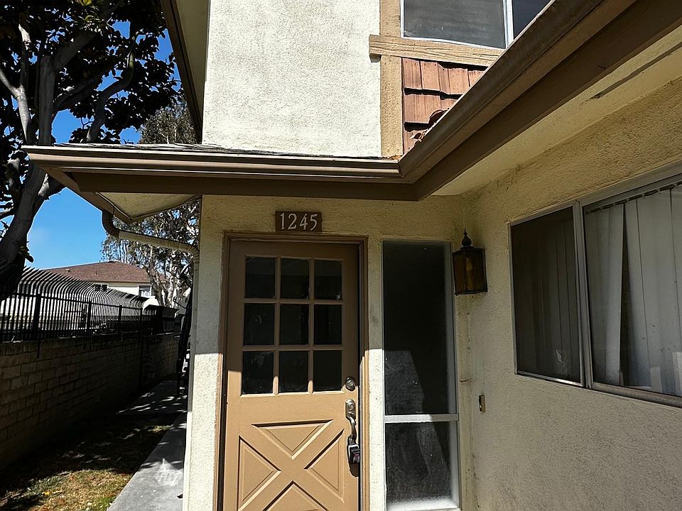 Front entrance to the unit
