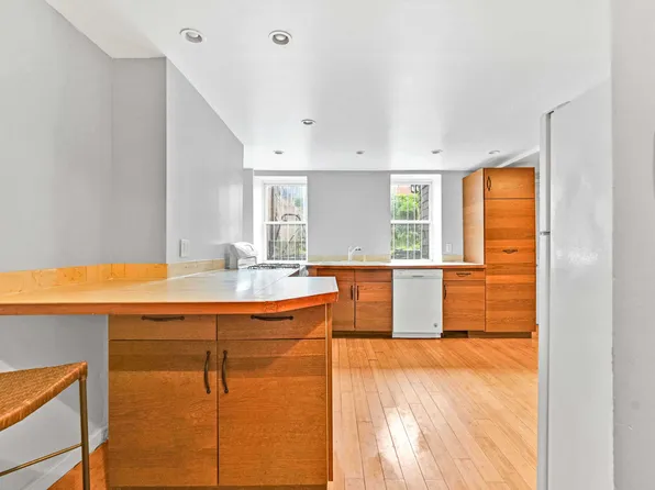 166a Hull Street image 3 of 14