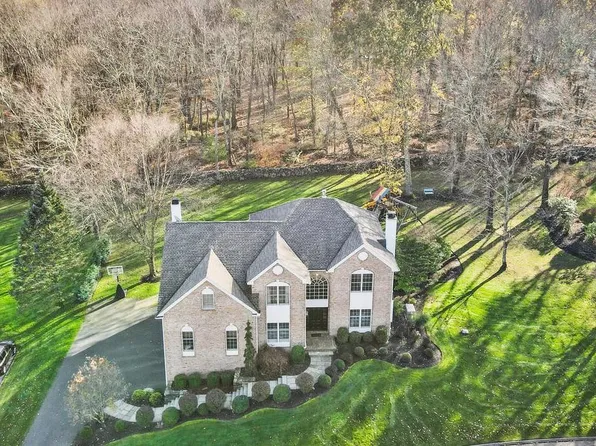 7 Trotter Drive, North Salem, NY 10560