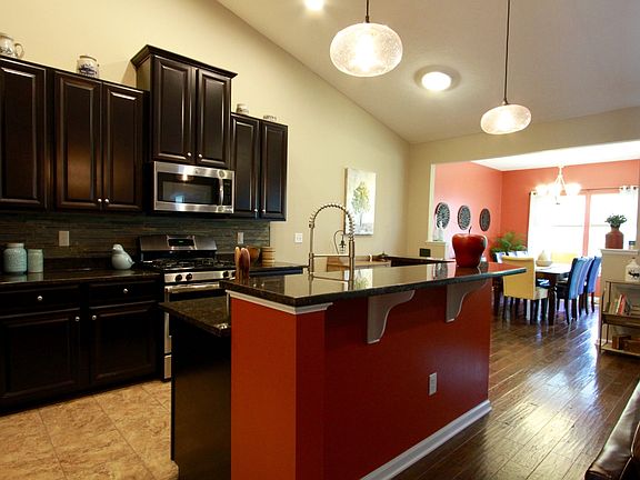 2nd image of 7862 Avaleen Cir N
