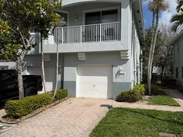 3013 Laurel Ridge Circle, Riviera Beach, FL 33404