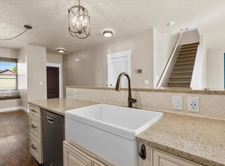 954 SW 25th Ln, Redmond, OR 97756