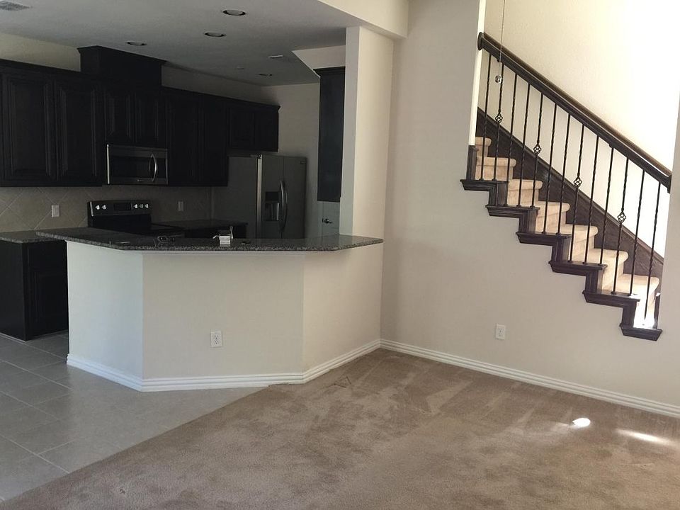 2nd image of 237 Barrington Ln