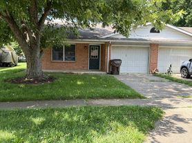 119-121 Michael Ave, West Alexandria, OH