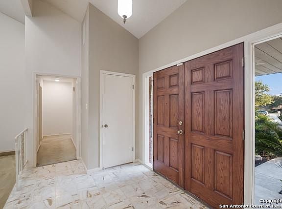 4th image of 2331 Shadow Cliff St