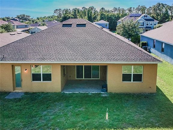 2nd image of 321 Terrace Wood Dr