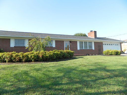 1st image of 3825 Seeber Dr