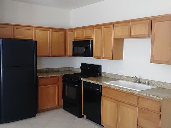 2nd image of 10720 Garibaldi Dr