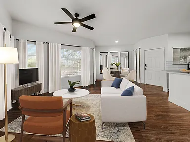 Finisterra Apartments