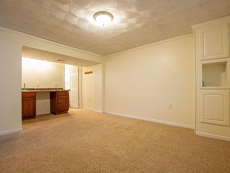 11106 V St — Photo 24