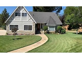 12966 Columbia Ave, Yucaipa, CA 92399