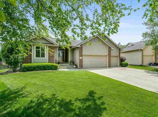 125 S Angela Cir, Wichita, KS 67235