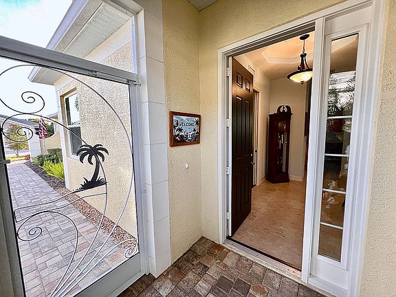 5th image of 11014 Barnsley Dr