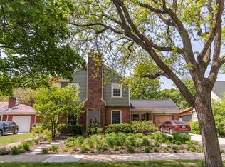 410 Wesley Ave, Evanston, IL 60202