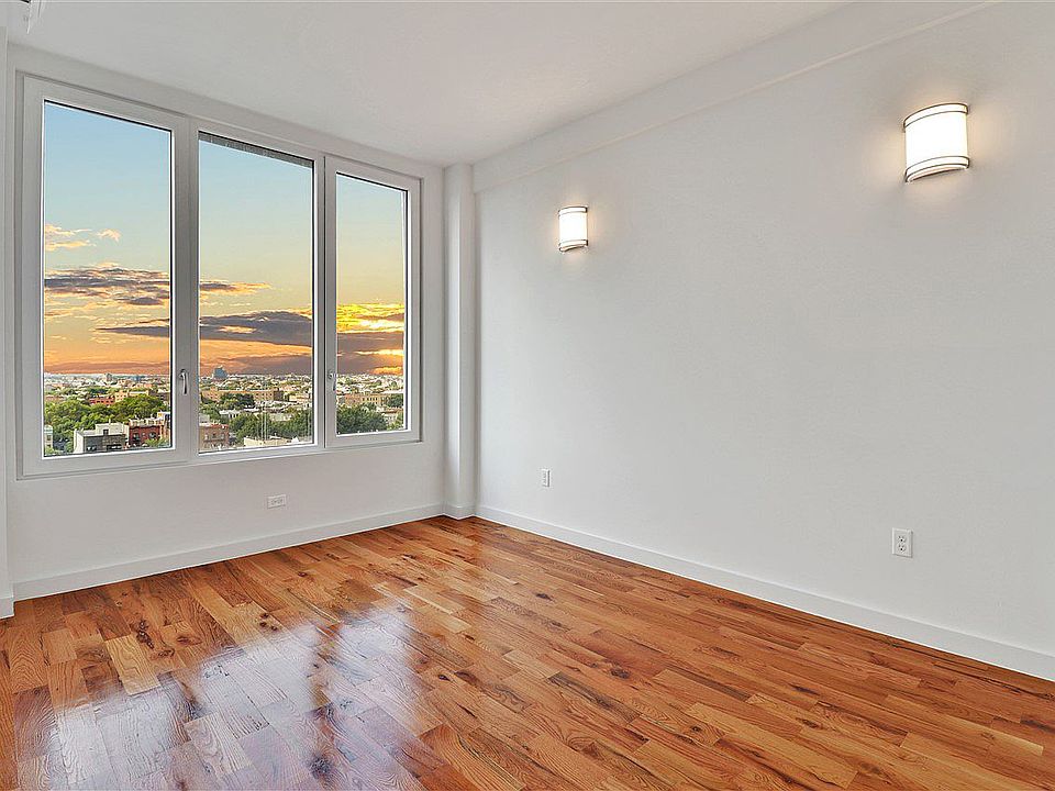 1st image of 15 Somers St #4A
