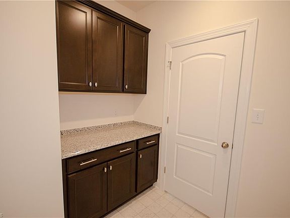 4th image of 110 Bolivia Ct
