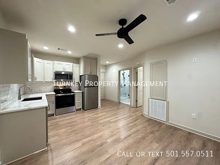 915 North St #5 — Photo 7