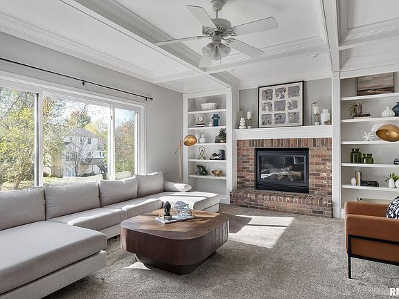 3rd image of 1196 Fox Hollow Ln