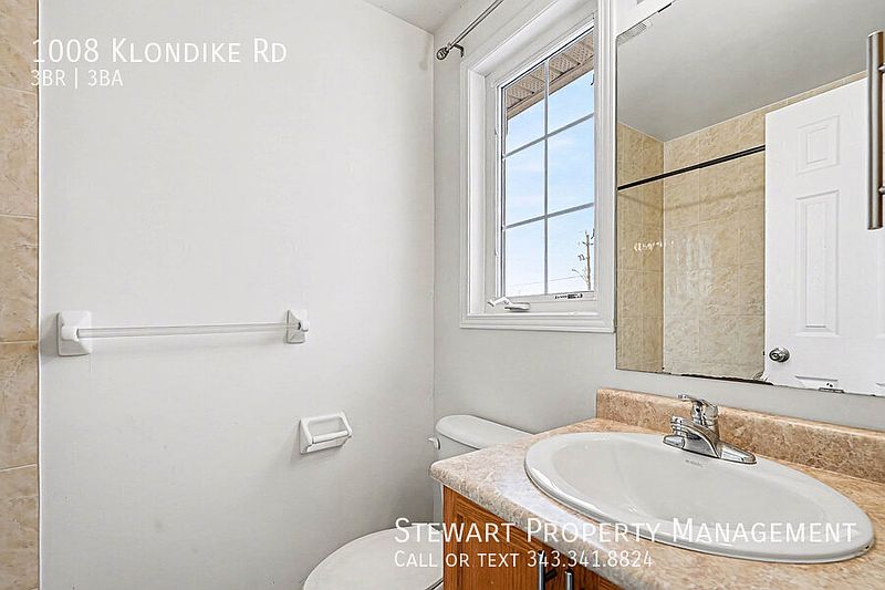 Ottawa House for rent - 3 Bedrooms — photo 16