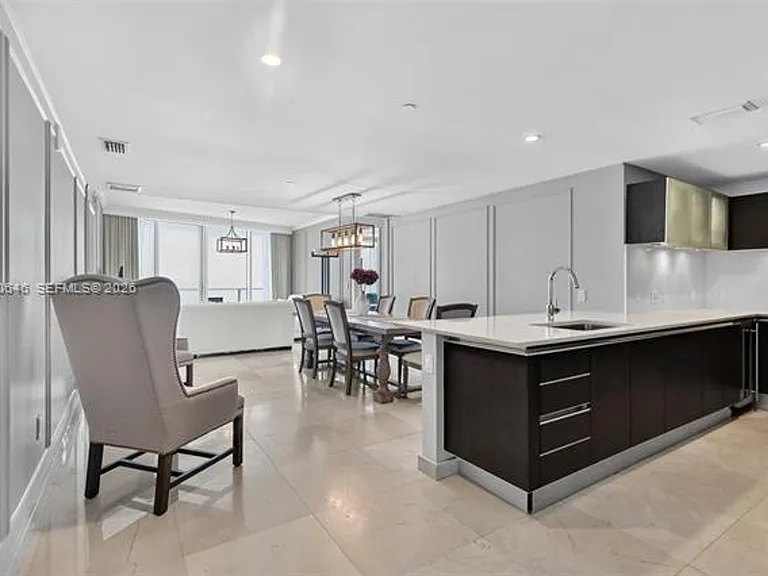 17001 Collins Ave #CU-3402 — Photo 10