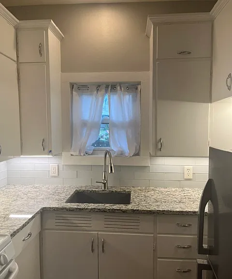 850 Prospect Pl — Photo 15
