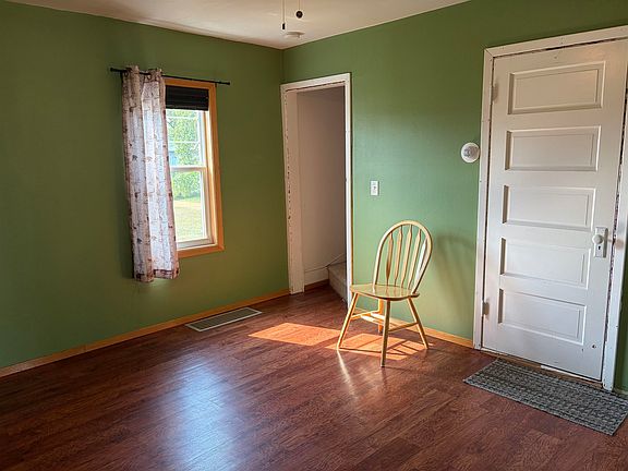 4th image of 633 4th Ave