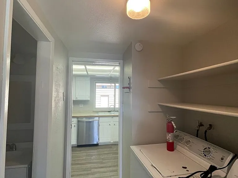 1179 S Troy St — Photo 10