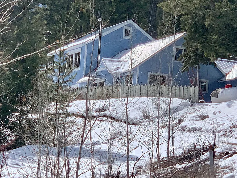 2209 Panther Creek Rd — Photo 1