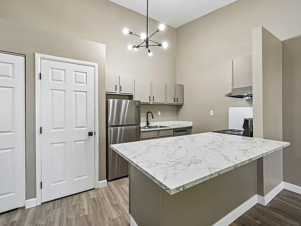Abbington Village Apartments