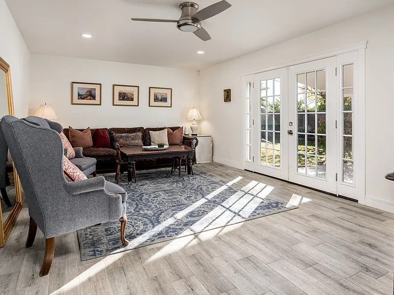 6525 E Lewis Ave — Photo 8