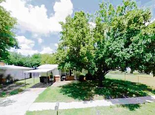 733 Greenway Dr, Hurst, TX 76053