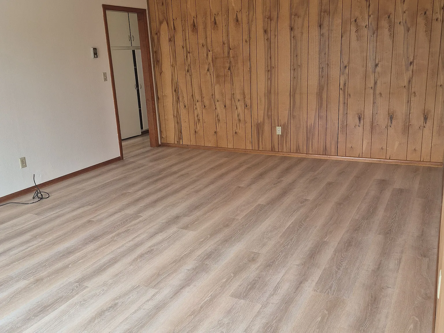 2 bed, 900 sqft, $1,500 — Photo 3